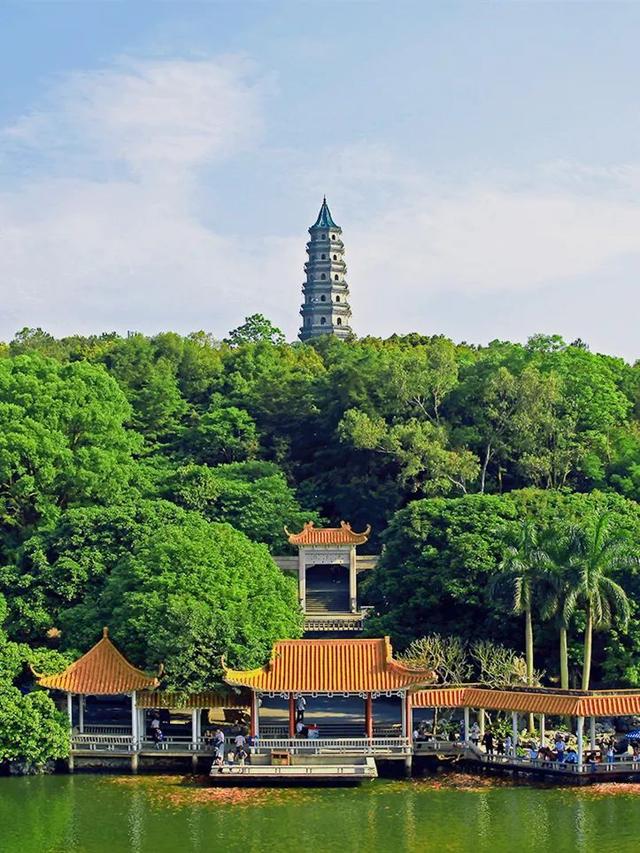 广西有哪些景点值得去，广西有哪些景点值得去看（快把广西这些游玩不累、老少皆宜的山湖美景安排上~）