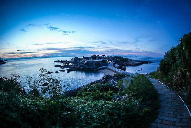 广东最著名的景点，广东最有名的景点（广东最值得去的十大自然景观）