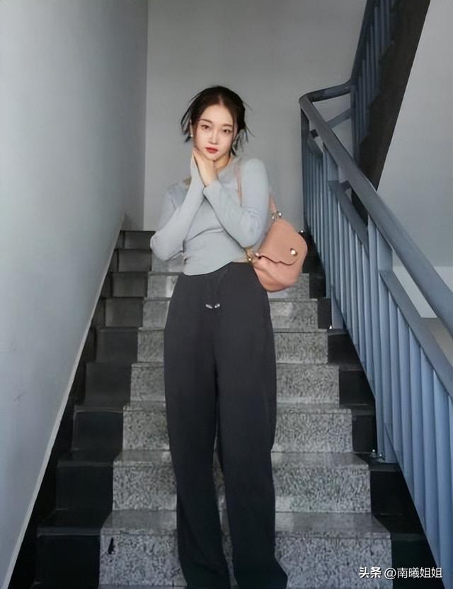 长发怎么扎好看，长直发怎么扎发型好看（今年流行这3种“高颅顶扎发”）