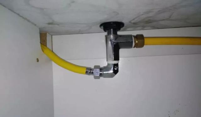 天然气泄露什么情况会爆炸，家里天然气漏气找谁维修（燃气泄漏的原因都在这了）