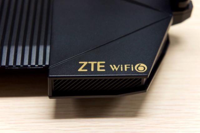 中兴路由器怎么样，中兴ax3000路由器好用吗（中兴AX5400PRO+）