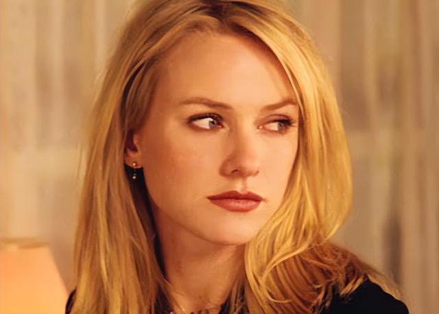 关于欧美著名艳星的信息，好莱坞两位顶流女星惊爆同性绯闻