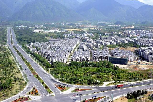杭州市临平区属于哪个区，杭州12个区县GDP