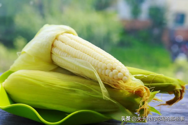 玉米多久能煮熟，玉米多久才能煮熟（直接冷冻还是煮熟后冷冻）