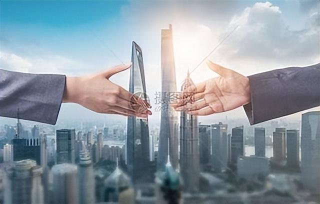 简历自我评价精简，简历自我评价精简50字小学生（转行跳槽简历中的自我评价该如何描述）