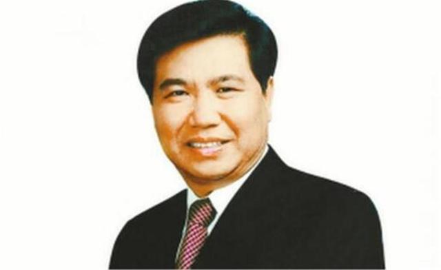 一千万美元等于多少人民币，一千万美元等于多少人民币2021最新（中国富豪给美国捐款7000万后）