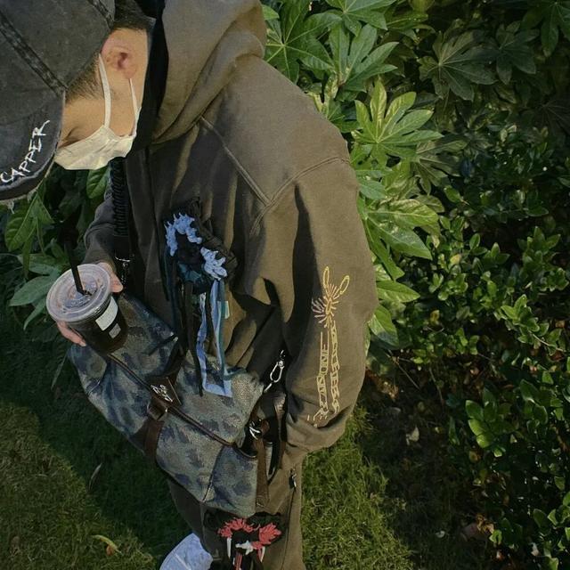 好看的男头，微信头像，好看的男头（好看帅气的个性男头像）