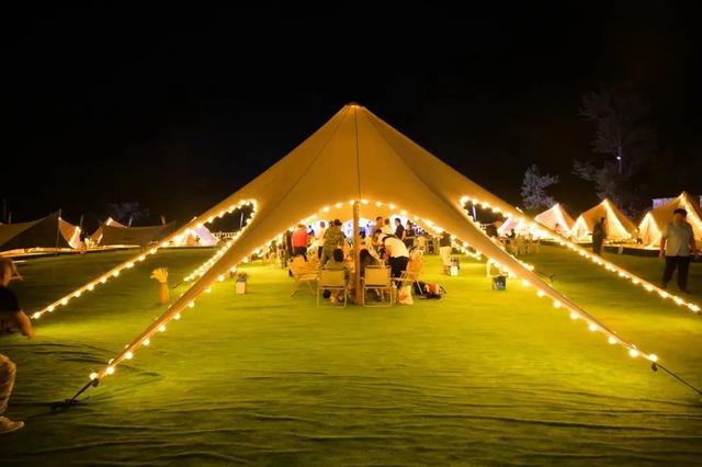 蒙古包帐篷价格，12米蒙古包价格（莱芜这三处绝美露营地）