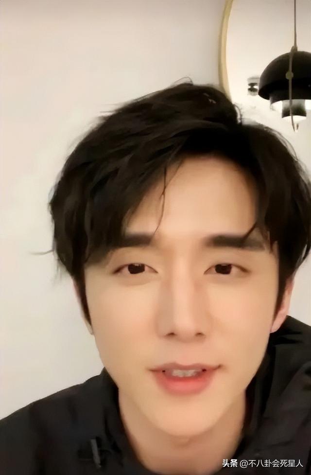 眼睛亮的人有灵气，眼睛有灵性的女人（却“败”在眼皮的明星）