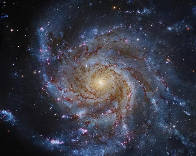 地球属于哪个星系，地球属于什么星体（方寸之间塞下数万星系）