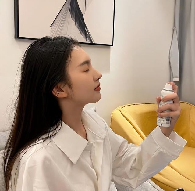 柔肤水是干什么用的，柔肤水干嘛用的（爽肤水的4种用法）