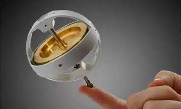 陀螺仪有什么用，刺激战场陀螺仪是什么（秒懂！陀螺仪的工作原理）