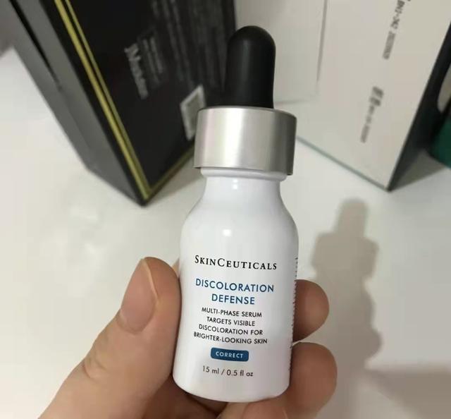 烟酰胺精华液的功效与作用，烟酰胺的功效与作用（5款热门好用的烟酰胺精华）