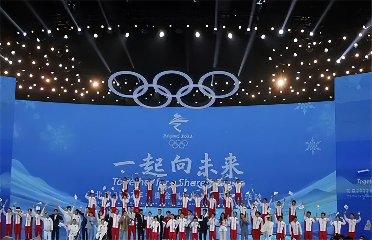 在北京申奥成功之后,北京奥运会开幕之前,国际世界对于中国的印象应该