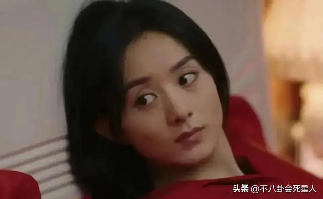 眼睛亮的人有灵气，眼睛有灵性的女人（却“败”在眼皮的明星）