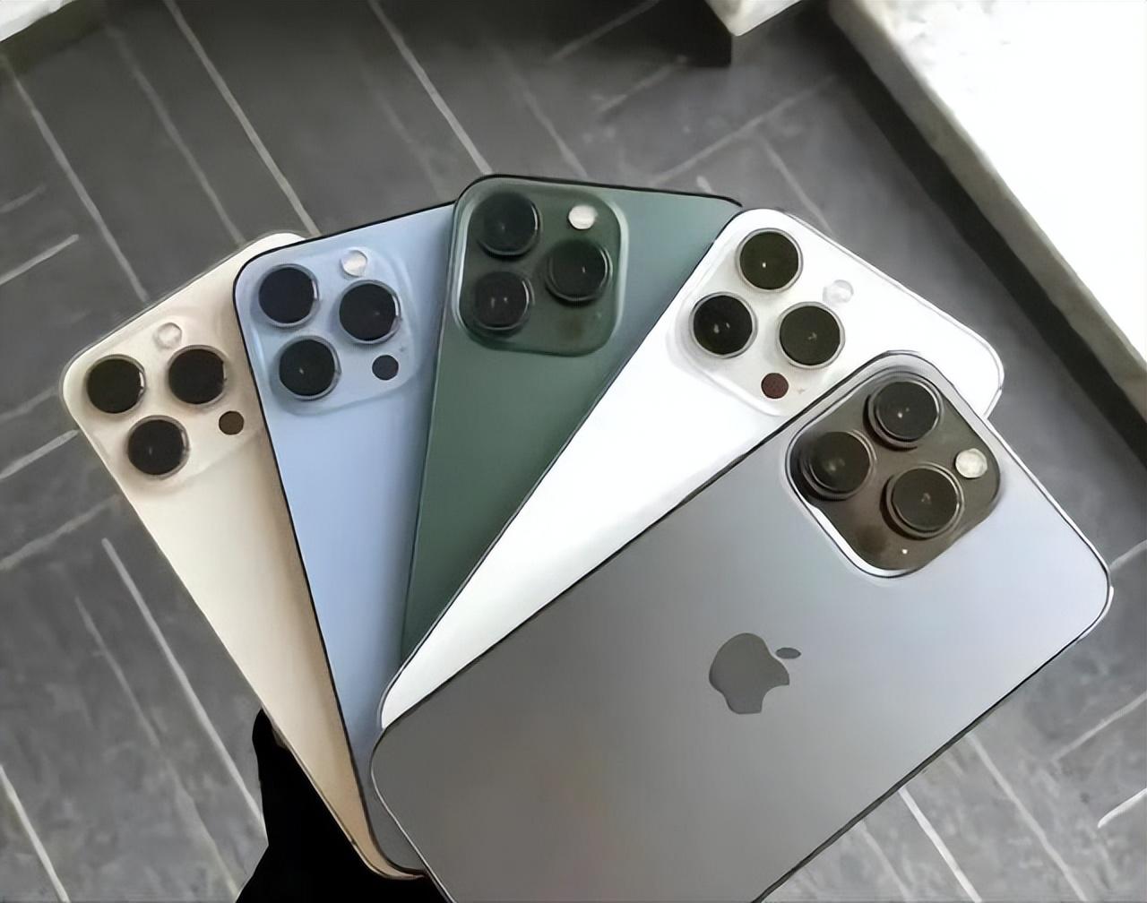 是等iphone14还是买iphone13，不建议等iPhone 14而是入手13