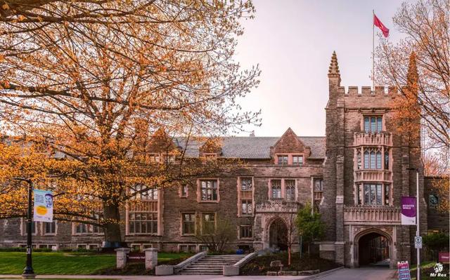 去加拿大留学一年费用大概多少，去加拿大留学一年费用大概多少钱（想去加拿大留学的存一下吧）