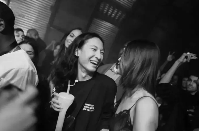 梁姓好听稀少的女孩名字大全，梁姓女孩起名有诗意（做12年中老年模特）