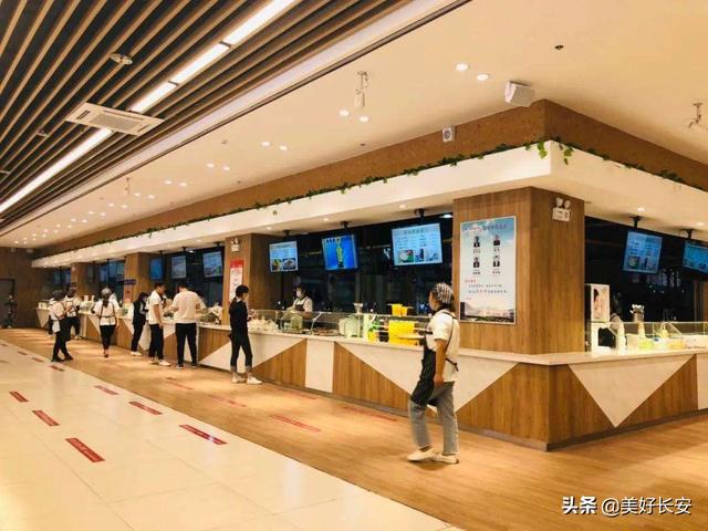 国内哪里可以学习滑翔伞，哪里有学滑翔伞（全国人都想来“蹭吃”“蹭住”“蹭课”的大学）