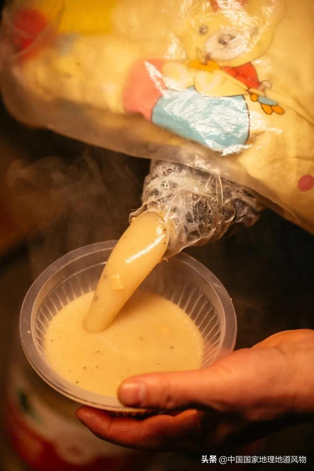 担担面的来历，担担面的来历25个字（臊面、呱呱、糊锅、牛肉面...甘肃人的早餐到底多瓷实）