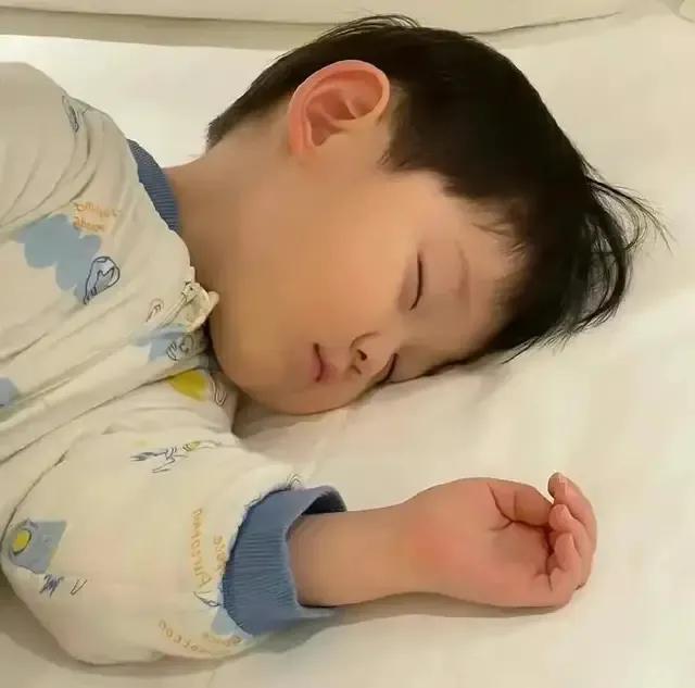 超可爱的情侣头像，超好看可爱甜甜的情侣头像微信（甜甜的恋爱从可爱的头像开始）