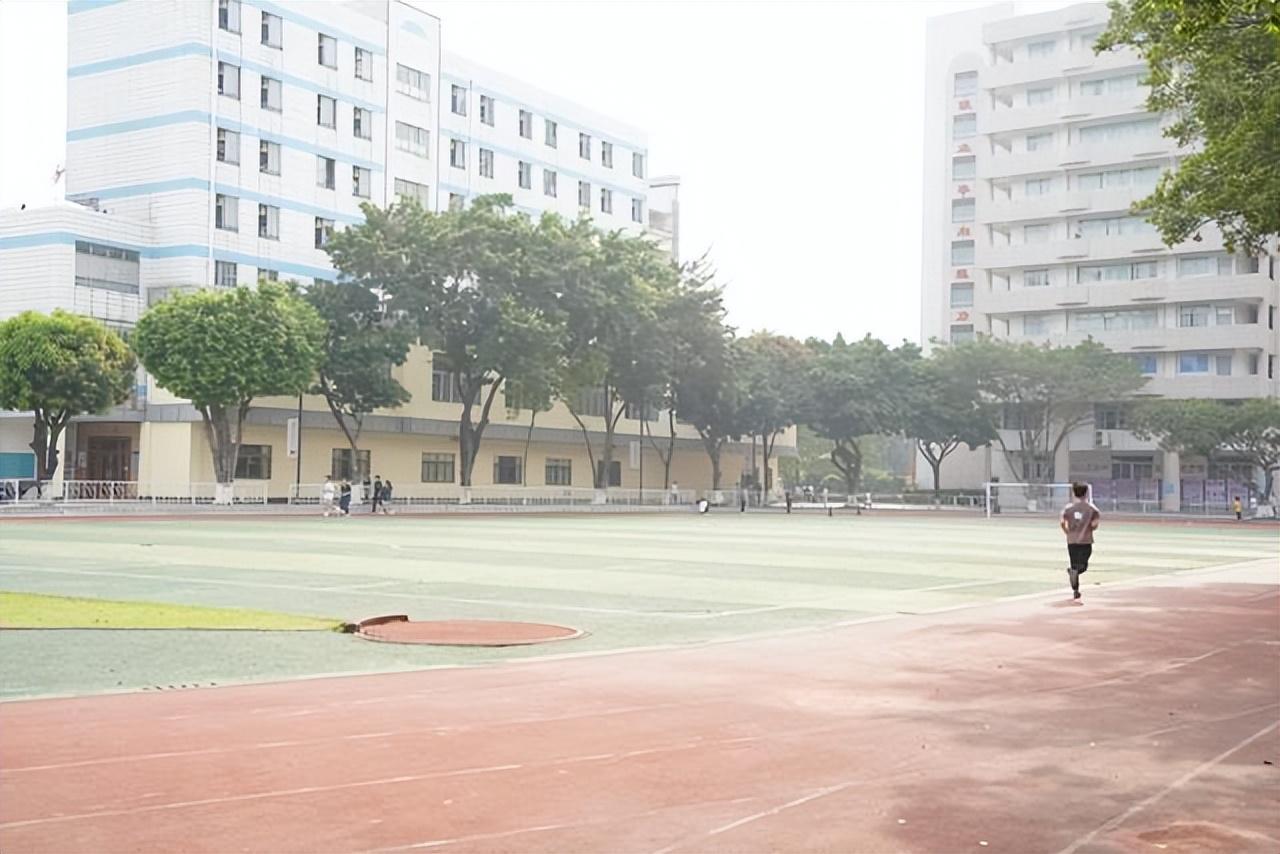 广州交通高级技工学校（广东省十大中职学校排名）