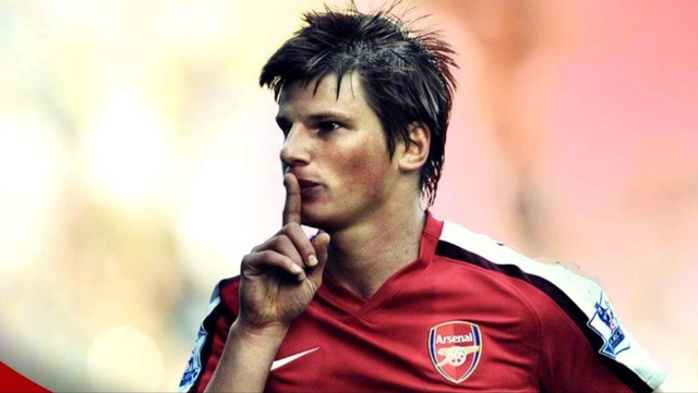 介绍下切尔西历史上著名的球员，切尔西史上最伟大的球员（苏联足球历史最佳阵容）