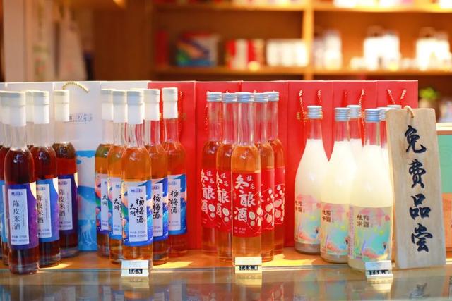 苏州旅游景点大全，苏州好玩的旅游景点（江南古镇、特色街区、绚丽之夜都在这）