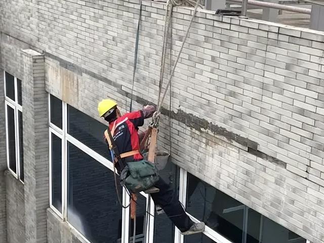 外墙渗水内墙防水做法，外墙渗水内墙防水做法图（外墙渗水到内墙怎么办）