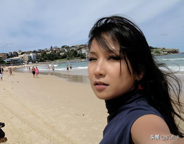 陈数前夫是柳云龙，演员陈数的第一任老公（与二婚男相识15天被求婚、为爱放弃生子）