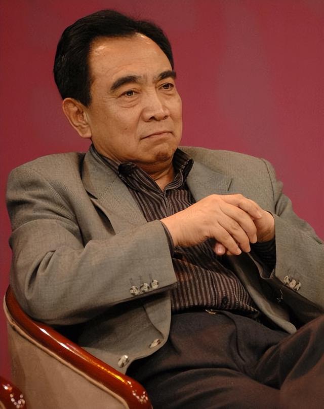 鲍国安宋江，鲍国安宋江图片（“曹操”鲍国安的“消失”）