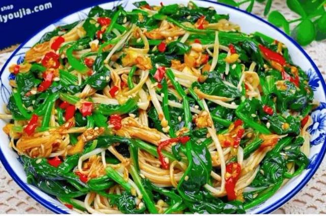 怎么做西兰花胡萝卜丝炒蛋，怎样炒西兰花胡萝卜（春天这7道菜多给孩子吃）