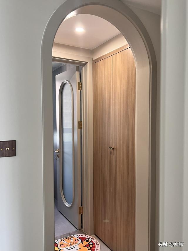 35岁女人穿衣打扮，30到35岁女人穿衣打扮（35岁姐姐的浪漫生活）