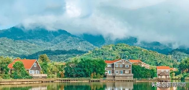 海南旅游必去十大景点，海南旅游景点介绍（海南岛旅游景点有哪些）