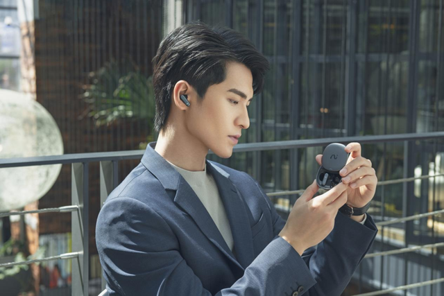 手机录的录音怎么降噪，手机录的录音怎么降噪音（iFLYBUDS）