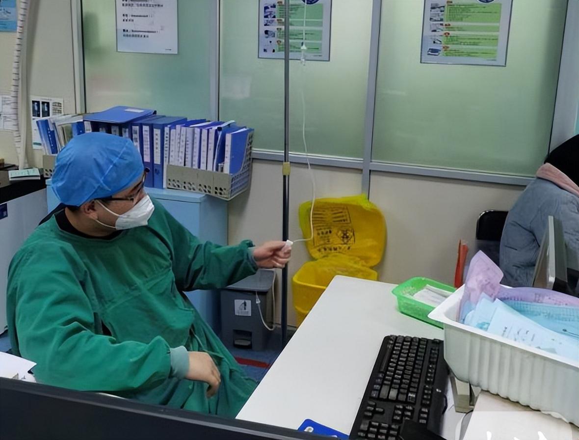 打工人搞笑句子，早安打工人搞笑句子（就看看“阳了的打工人”）