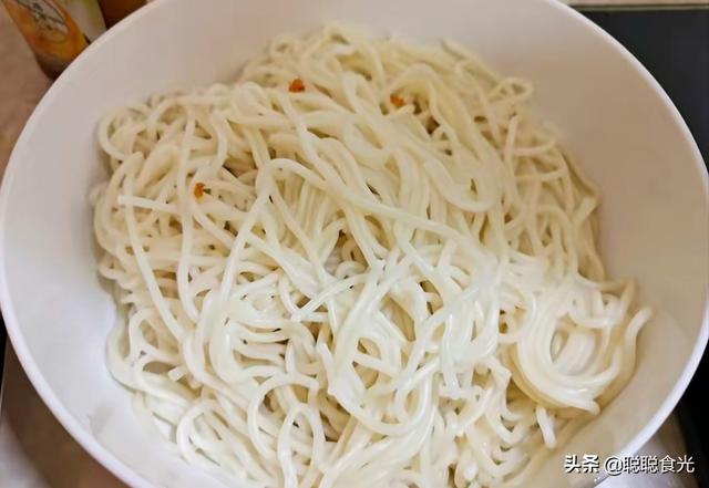 干香菇有保质期吗，干香菇一般要泡多久才能食用（建议家中常备这几种菜）