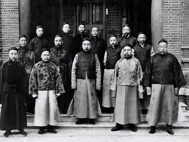 中国国学大师，中国国学包括哪些（曾被称为中国第一人）