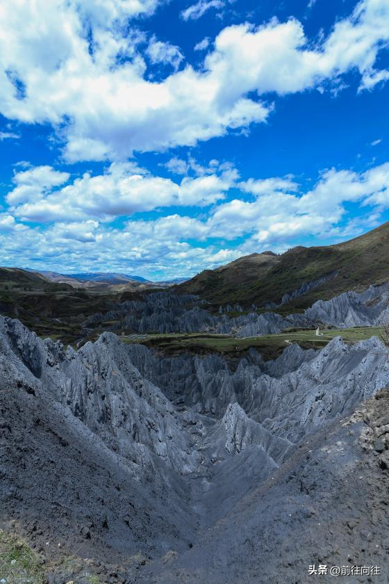 墨石公园属于哪个县城，墨石公园简介（必驾木格措墨石公园圣地理塘）