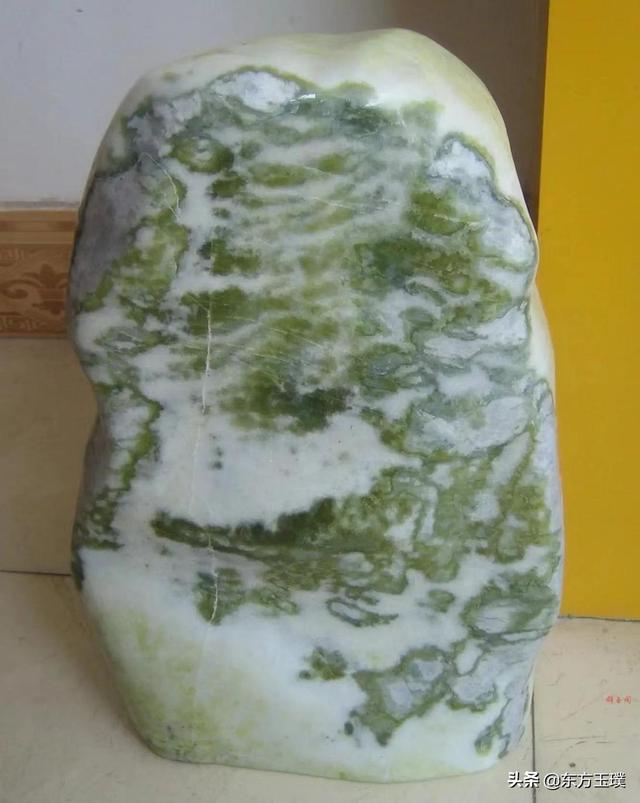 蓝田玉的鉴别方法，最养人的三种玉（想买蓝田玉 应该怎么挑选）