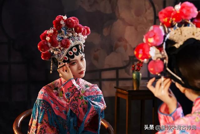 陌上花开的意思是什么，陌上花开现代解释含义（古人的浪漫，美哭了）