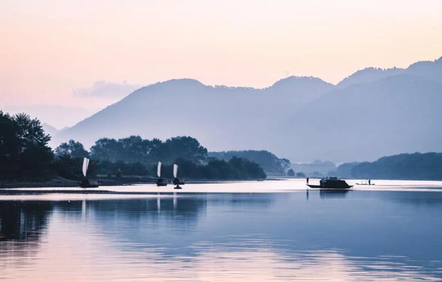 鲁迅先生被誉为什么，鲁迅被誉为什么（鲁迅十句话，最好背下来）