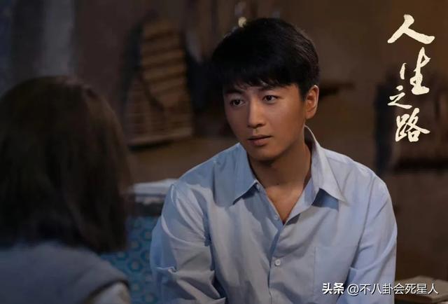 陈晓最新电视剧叫什么，陈晓的最新电视剧有哪些（《人生之路》和《尘封十三载》都登顶第一）