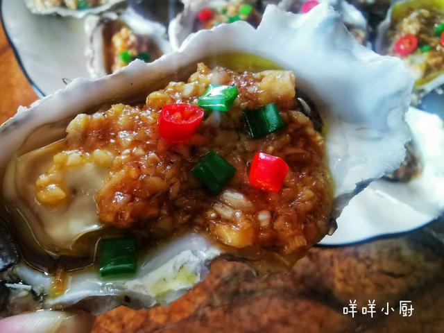 生蚝怎么洗，生蚝怎么清洗怎么做好吃（分享2个小窍门让你爱上在家做生蚝）