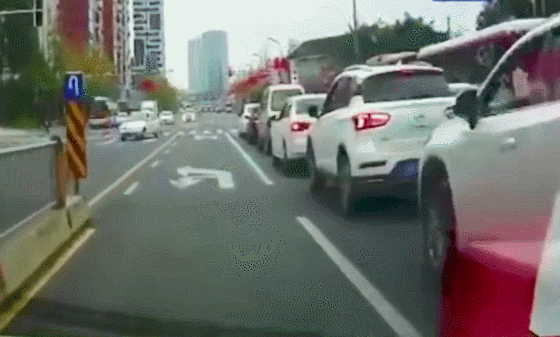 交通安全知识小口诀，交通安全知识小口诀二年级（这些自带BGM的交通安全知识）