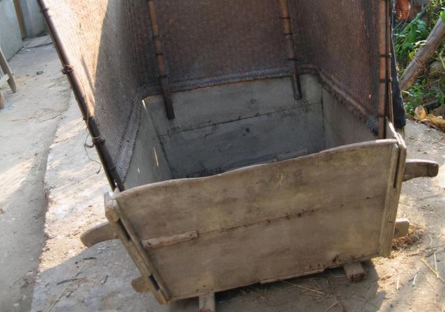 戽斗是什么,戽斗是什么时期发明的(戽怎么读?戽的读音和意思)