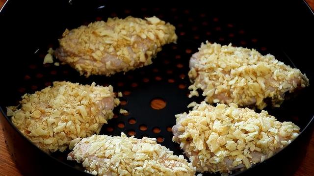 鸡翅的做法大全，鸡翅的做法大全家常红烧鸡翅（夏天出汗多胃口差）