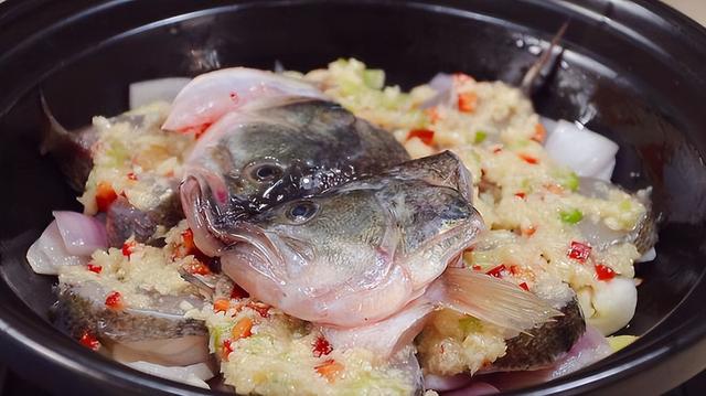 烤鱼用什么鱼最好，什么鱼做烤鱼好吃（错过了就要等一年）