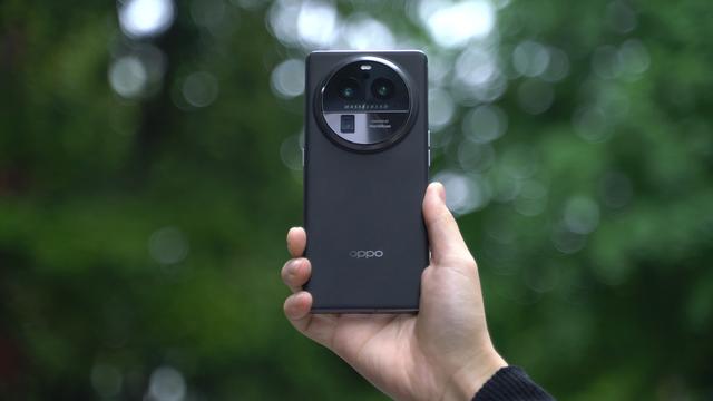 小米和vivo哪个好，小米和vivo手机优缺点对比（小米、OPPO、vivo三大拍照旗舰横评）