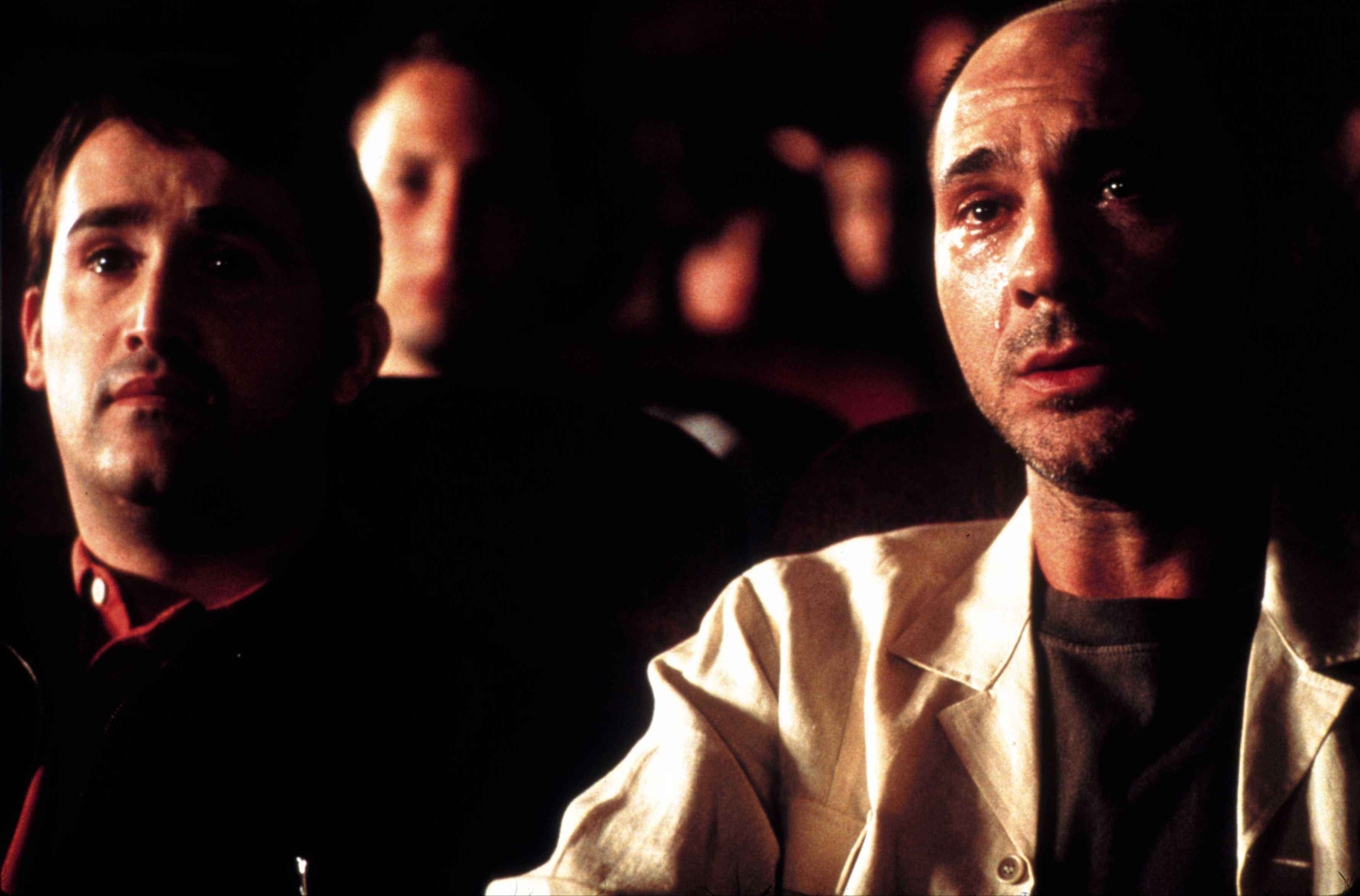 3.《何日君再来》1991年由区丁平,梁家辉,梅艳芳主演.